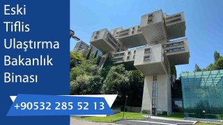 Eski  Tiflis Ulaştırma Bakanlığı Binası